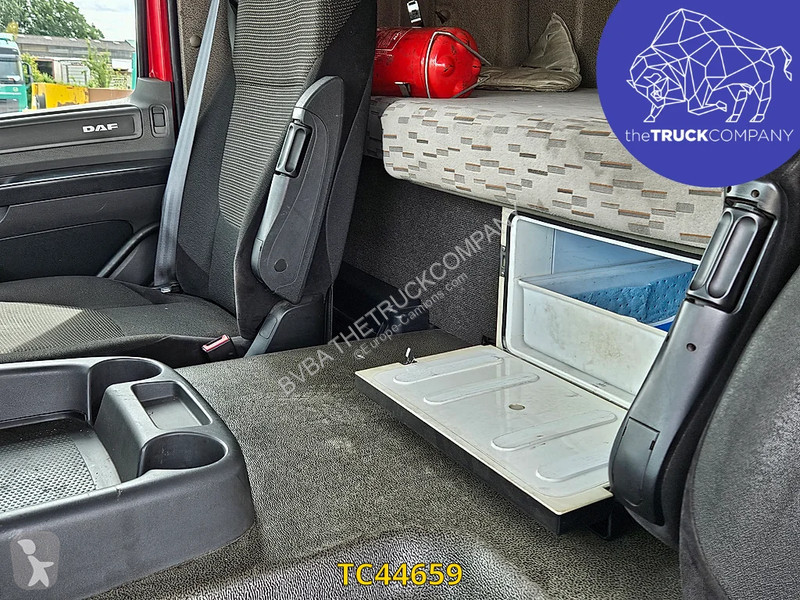جرار DAF 460