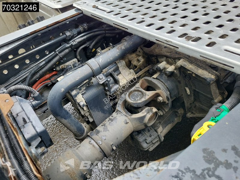 Iveco 510 XP 4X2 Retarder 2xTanks ACC...
