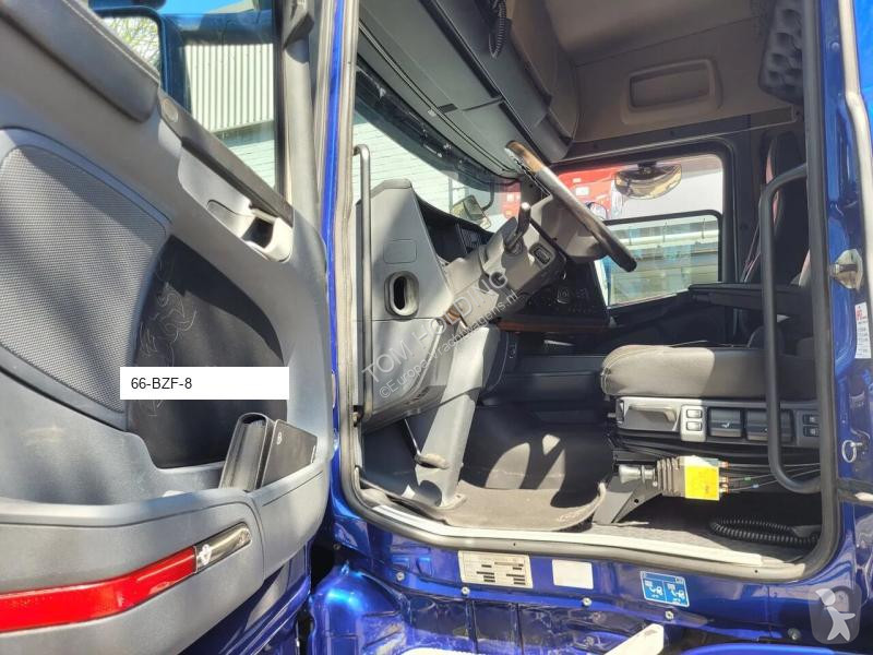 Trekker Scania R580 A4X2NB vollucht 6x ballons...