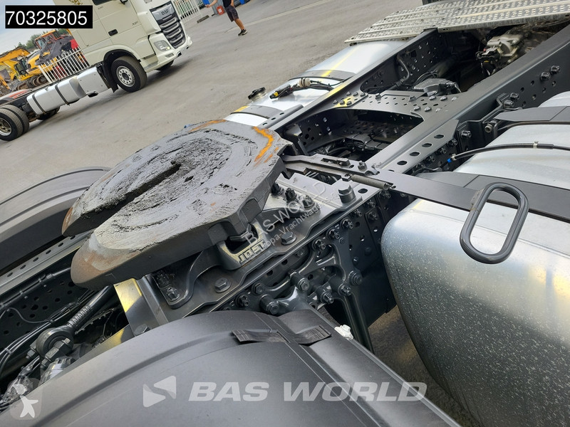 جرار Mercedes 1845 4X2 BigSpace 2xTanks Navi