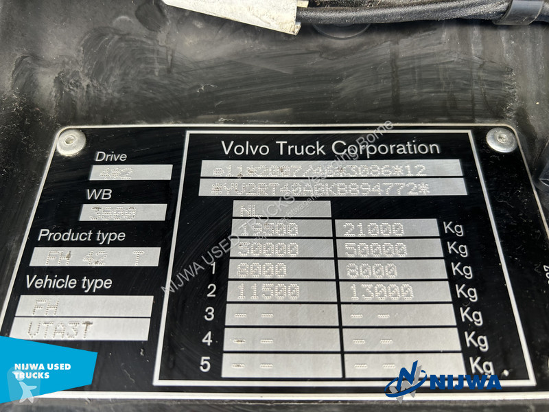 جرار Volvo 500 4x2 VDS + No TC