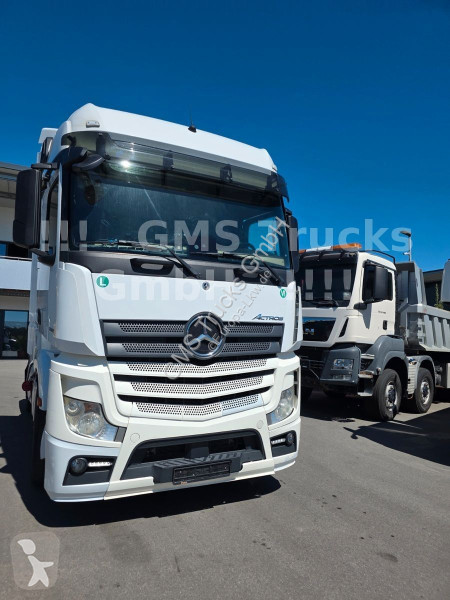Tracteur Mercedes 1851 / Big Space / Standklima...