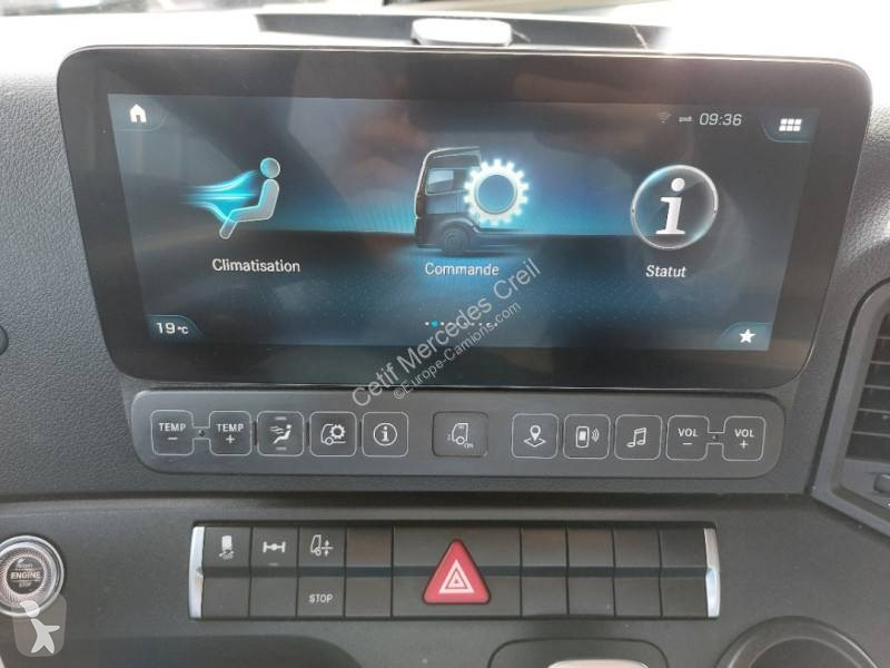 جرار Mercedes