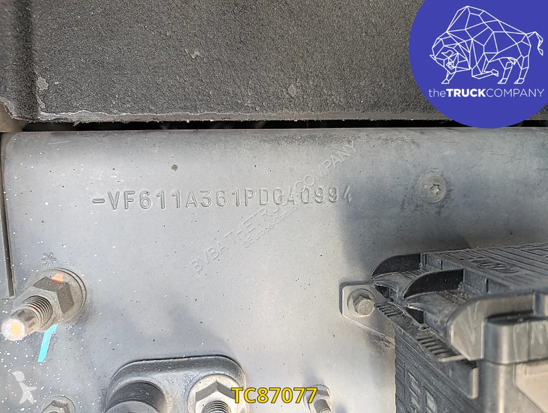 جرار Renault T 520
