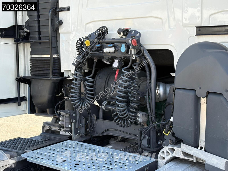 جرار Volvo FH 460 4X2 Globetrotter XL Mega 2x...