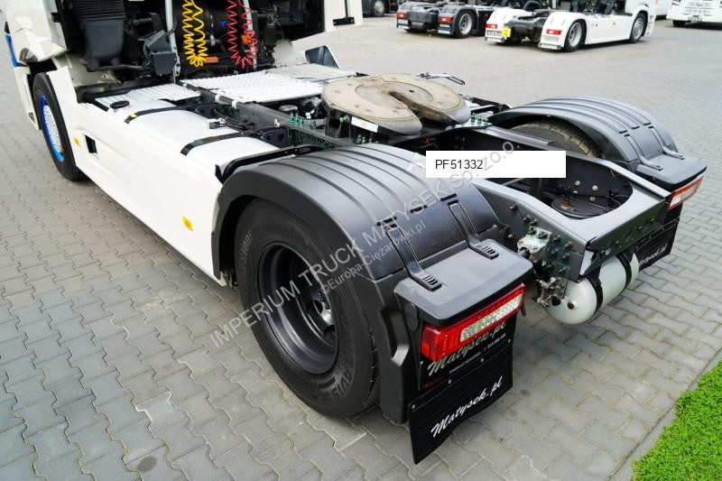 جرار Renault T 520