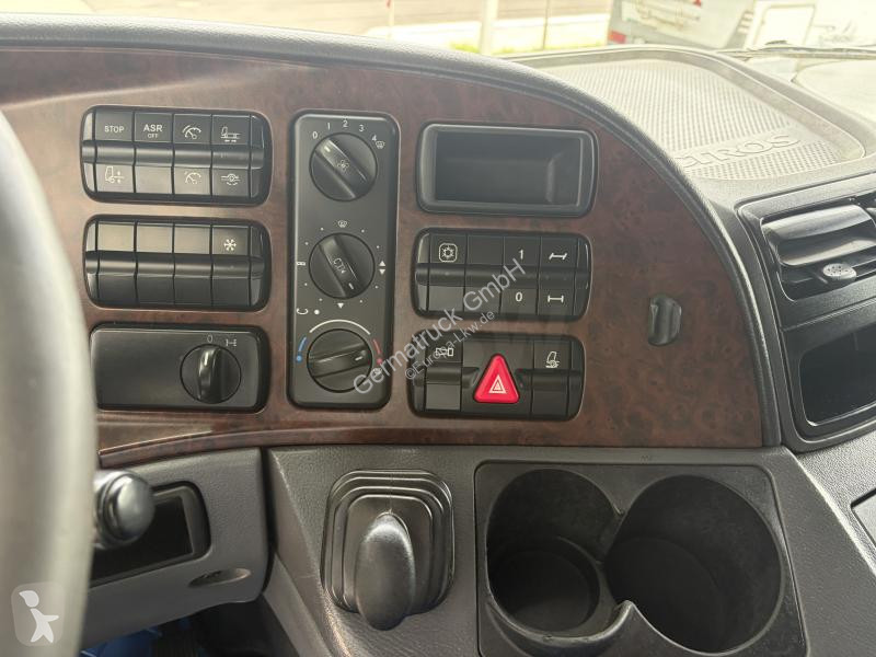 جرار Mercedes 1844 LS