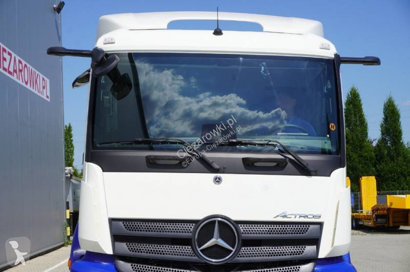 Влекач Mercedes