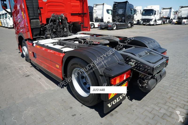 Cap tractor Volvo FH 500