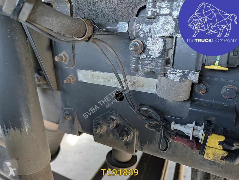 جرار DAF 440