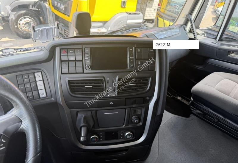Iveco  tractor unit
