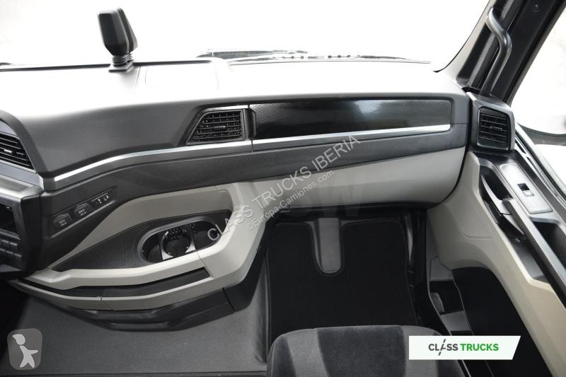 جرار MAN TGX GX Cab, ACC