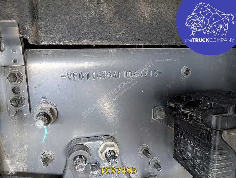 جرار Renault T 480