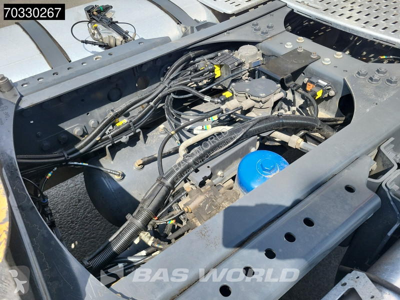 Nyergesvontató DAF 480 4X2 SC 2x Tanks...