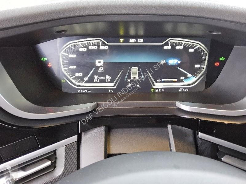 جرار DAF XG  FT 4X2