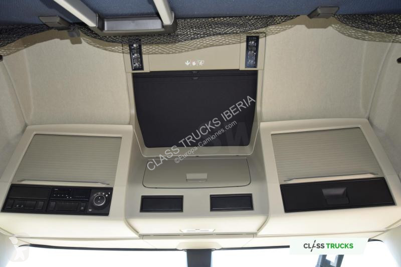 Tracteur Volvo 500 Globetrotter XL Adaptive...
