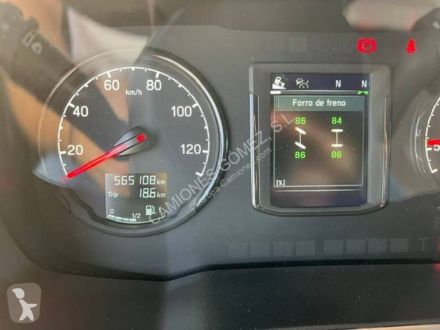 جرار Scania