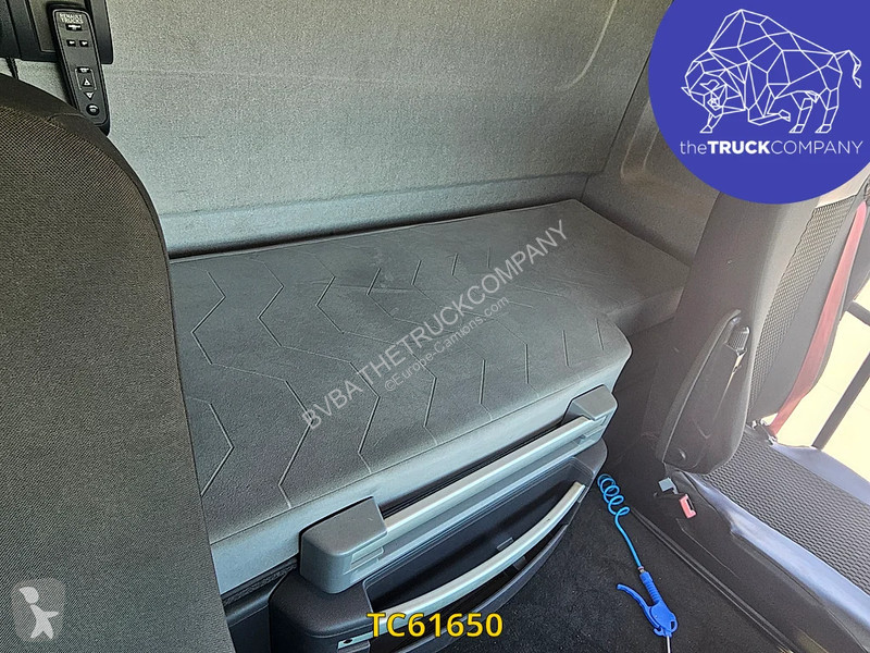 جرار Renault T 460