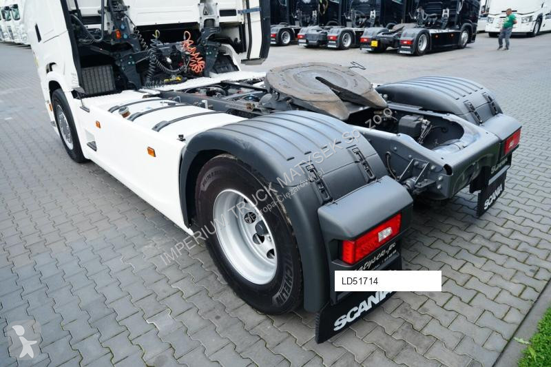 جرار Scania S 450