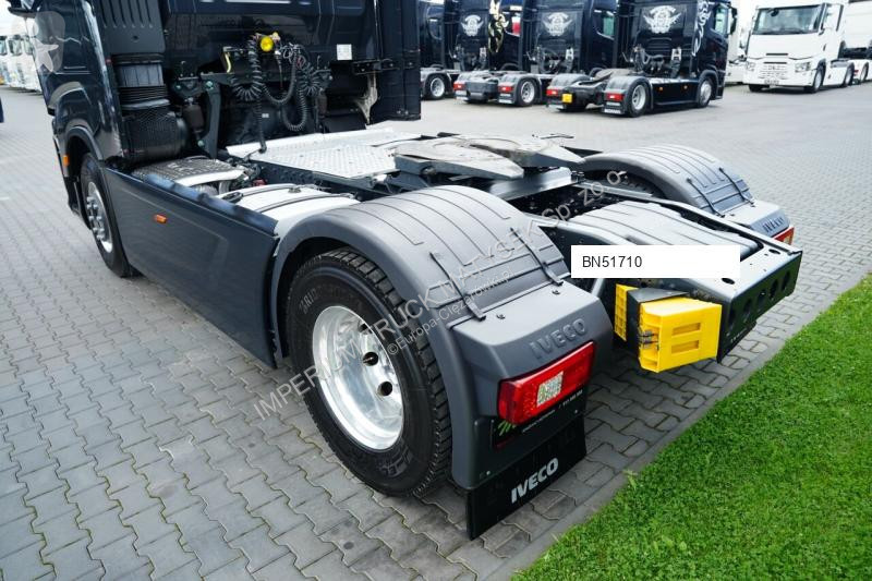 Влекач Iveco 510