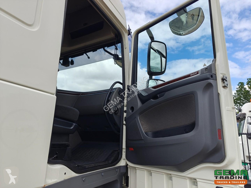 جرار DAF FTG 6x2/4 Space Cab Euro 6A - Manual...