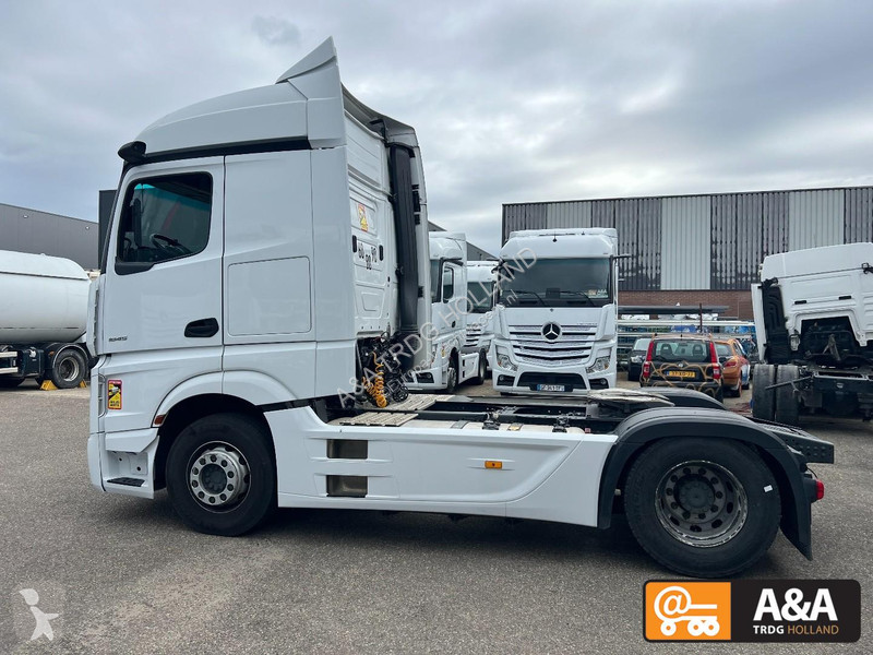 Tracteur Mercedes ACTROS 1845
