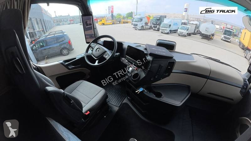 Ťahač Mercedes