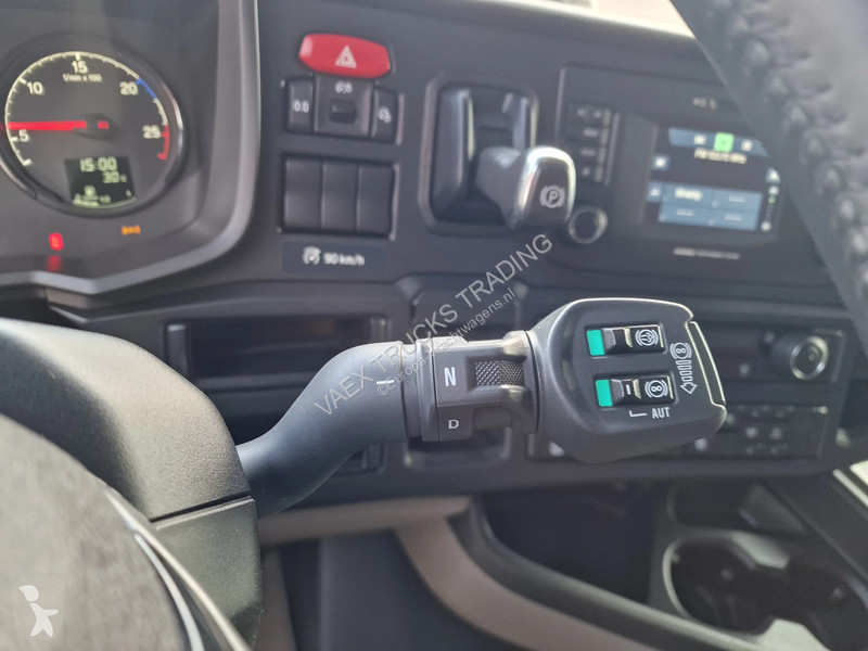جرار Scania 460 4X2 - steel / air - retarder -...