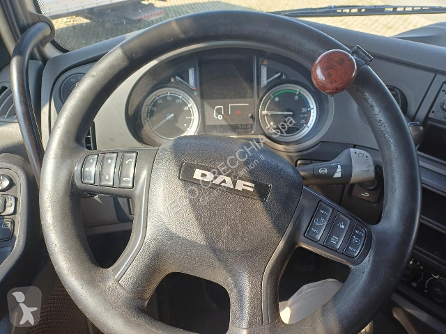 جرار DAF XF460