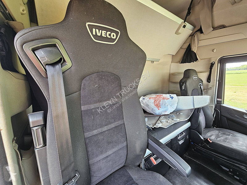 Iveco AS440S46 lng tractor unit