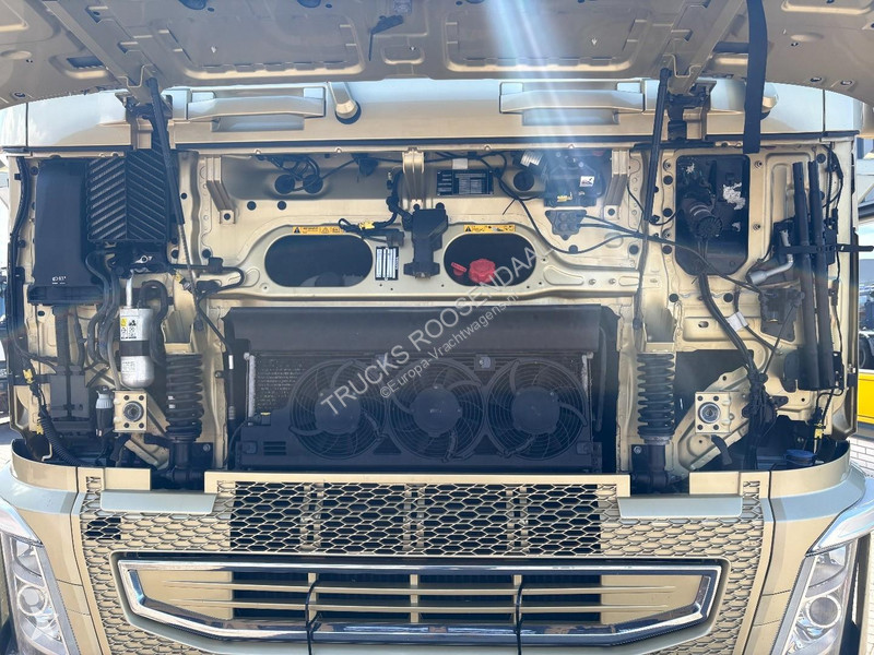جرار Volvo + RETARDER + EURO 6C + SPOILERS + XL...