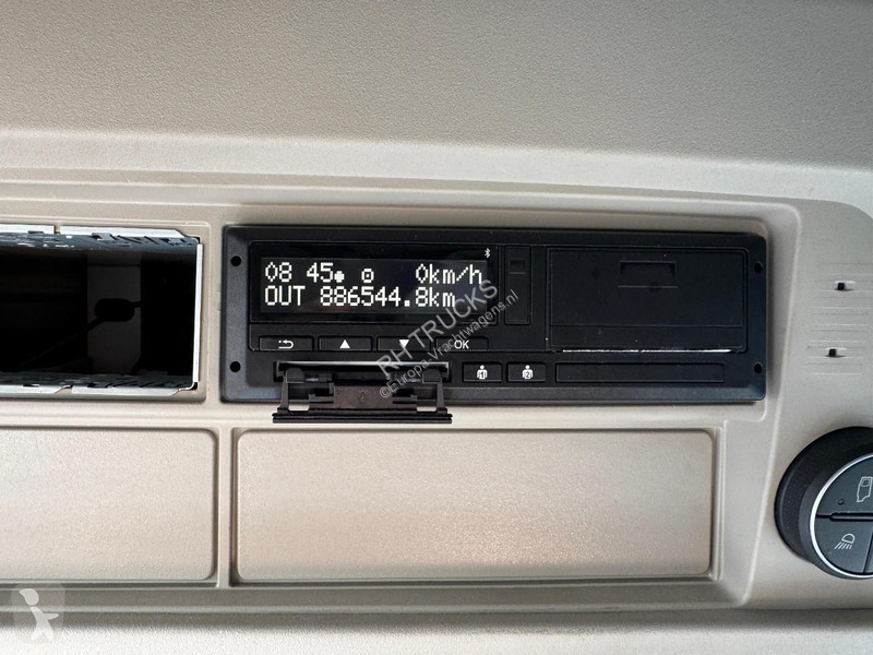 جرار Iveco 460 4X2 EURO 6 + INTARDER + ALCOA