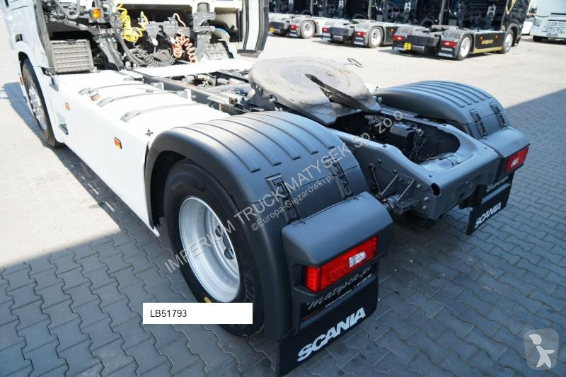 جرار Scania S 450