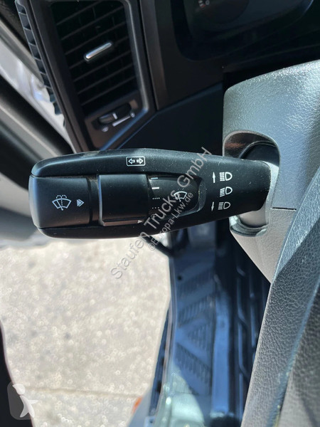 جرار Mercedes 1851 1851...