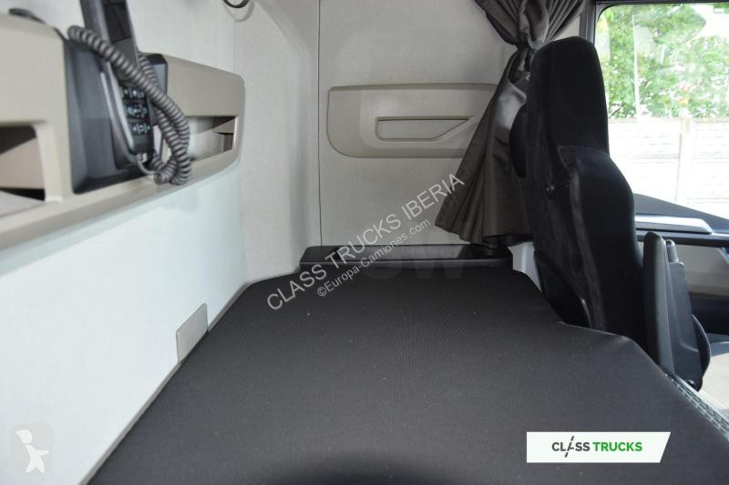 جرار MAN TGX GX Adaptive Cruise Control