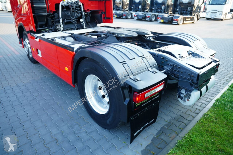 Тягач Volvo FH 500