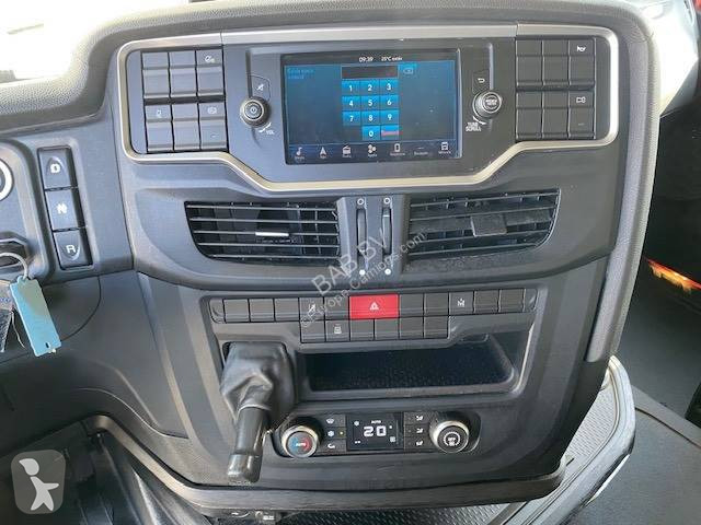 جرار Iveco