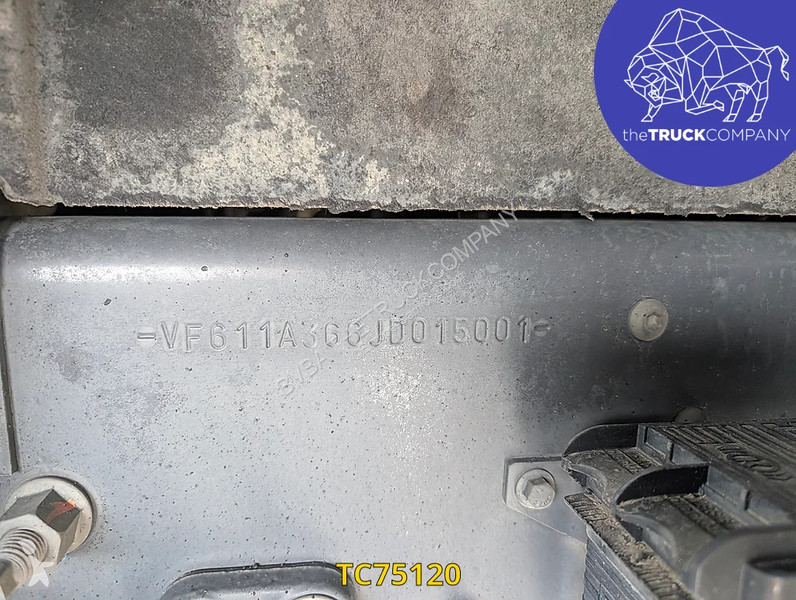 جرار Renault T 480
