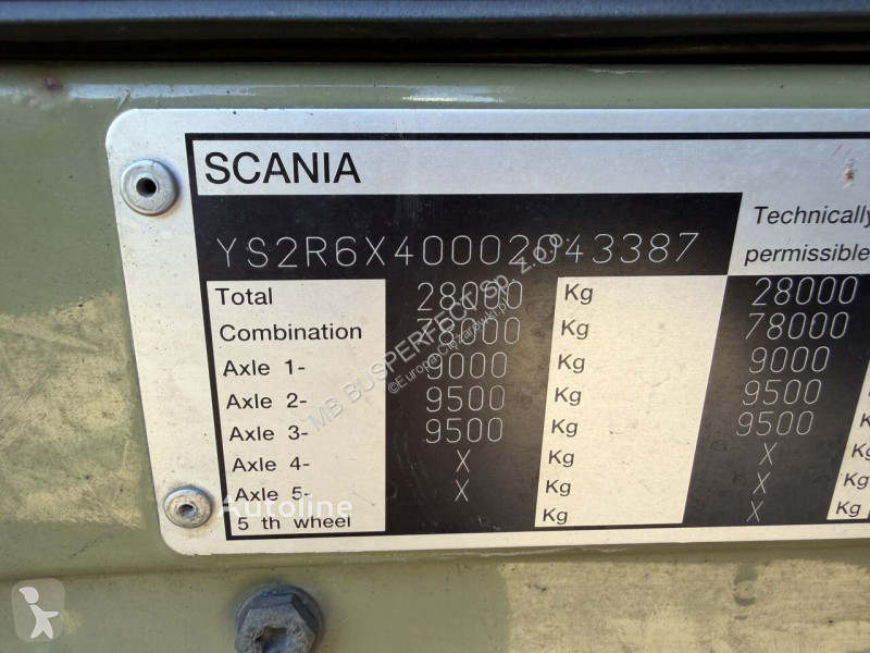 Влекач Scania R560