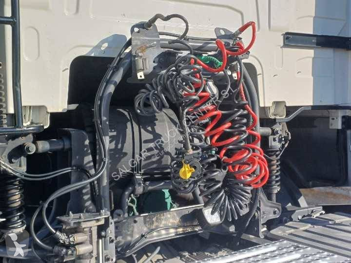 جرار Volvo