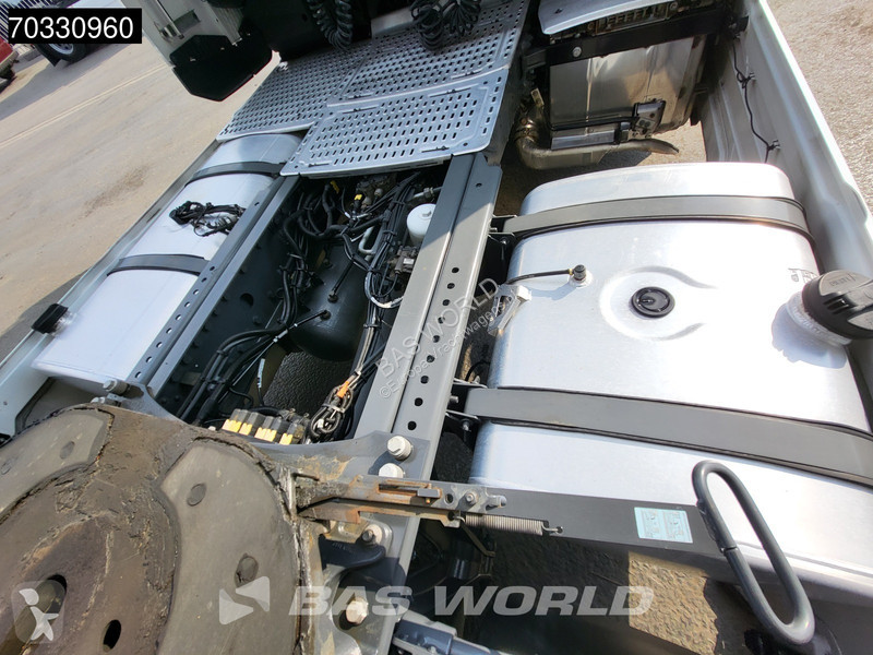جرار DAF + 530 4X2 Retarder 2x Tanks ACC...