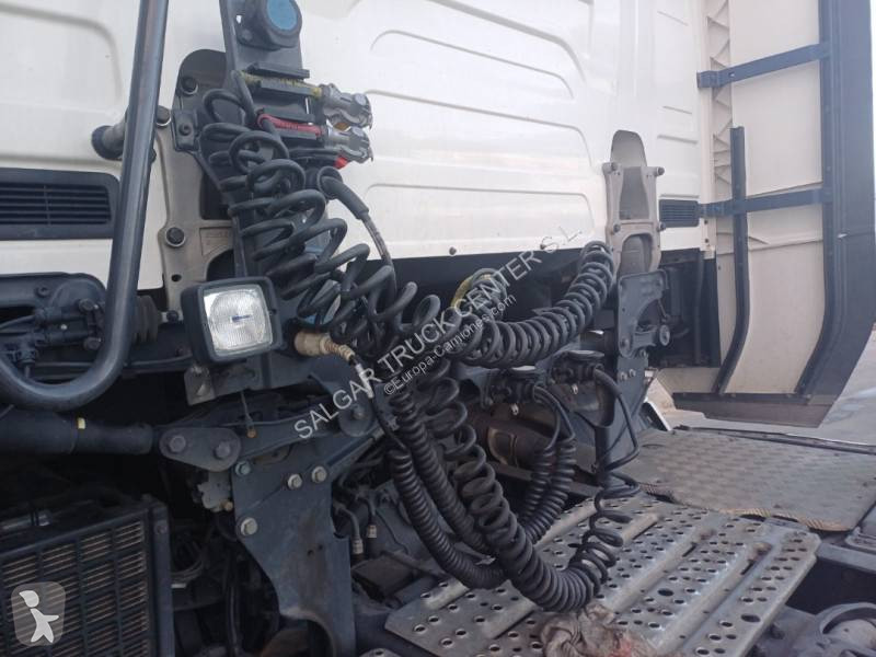 جرار Scania