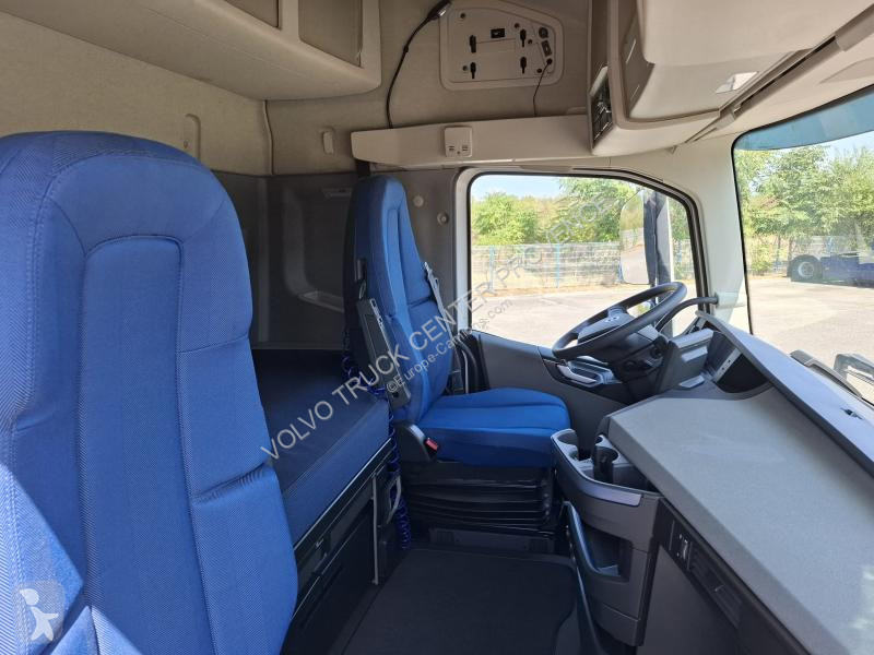 Tracteur Volvo 500