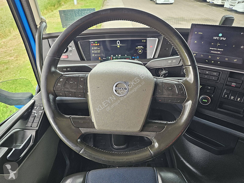 جرار Volvo 500 6X2 LED VEB+ WB320