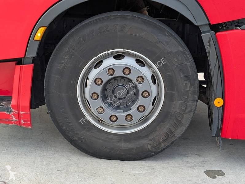 جرار Iveco