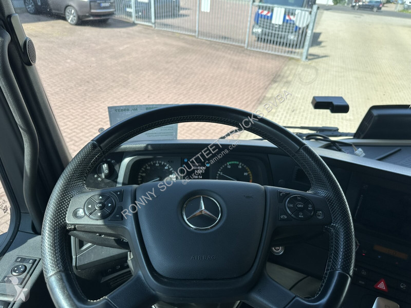 جرار Mercedes Actros 1851 LS 4x2 Actros 1851 LS...
