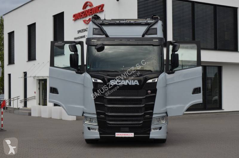 Tahač Scania