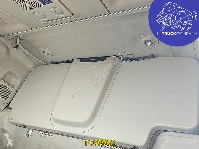 Тягач Iveco