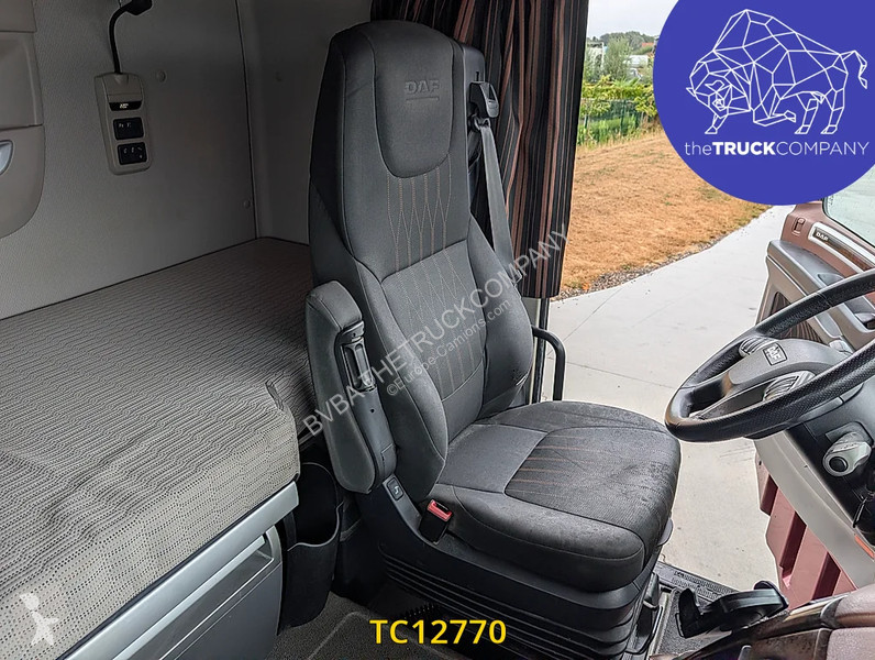 Tracteur DAF 530
