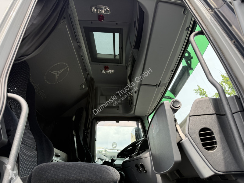 Tracteur Mercedes MP3 1846 LS Megaspace